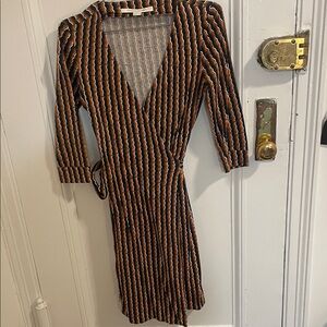 Diane Von Furstenberg Wrap Dress size 2